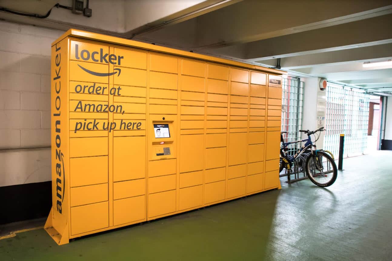 Amazon Locker